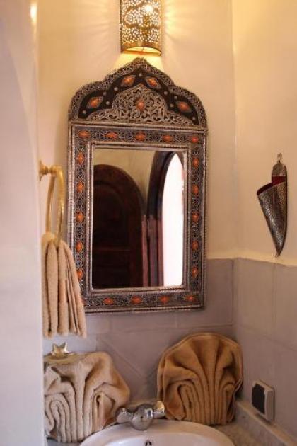 Riad Louaya - image 17