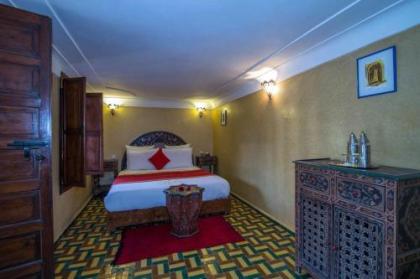 Riad Samsli - image 6