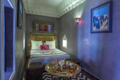 Riad Samsli - image 9