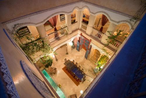 Riad Lorsya - main image