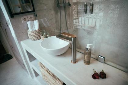 Riad Bamboo Suites & Spa - image 11