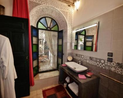 Riad Aloes & Spa - image 17