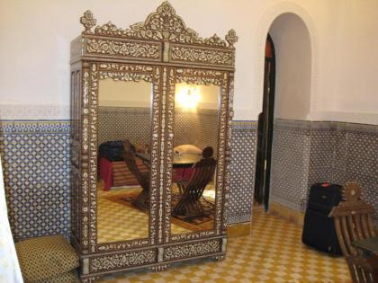 Riad Ifoulki - image 15