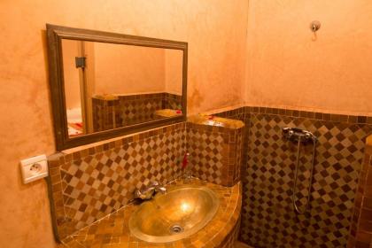 Riad Zinoun & Spa 9 Rooms - image 18