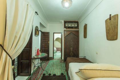 Riad Ecila - image 20