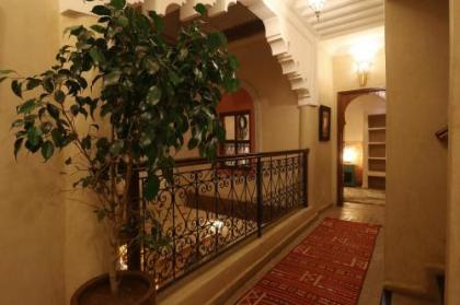 Riad Andalla - image 11