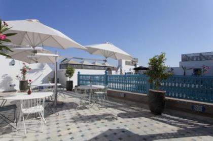 Riad Le Perroquet Bleu Suites & Spa - image 15