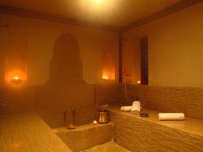 Riad Le Perroquet Bleu Suites & Spa - image 5