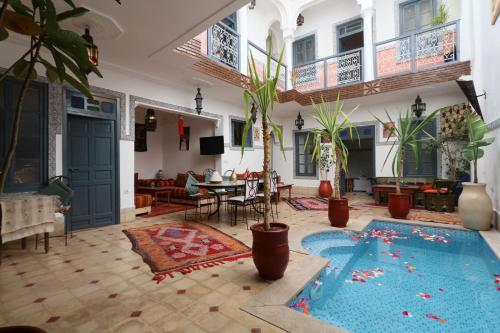 Riad Ivissa - image 2