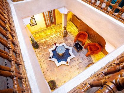 Riad La Croix Berbere De Luxe - image 6