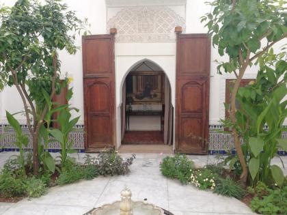 Riad Ben Youssef - image 20