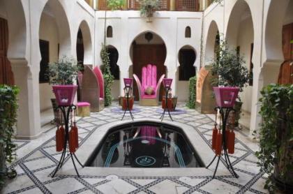 Riad Wow - image 9