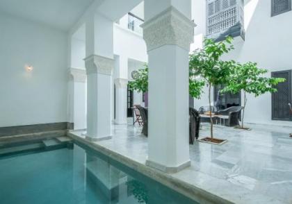 Riad Sapphire & Spa - image 2