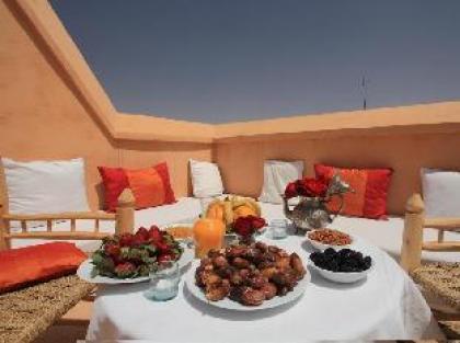 Dar Aicha Guest House - image 1