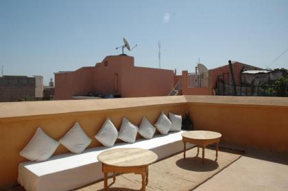 Dar Aicha Guest House - image 11