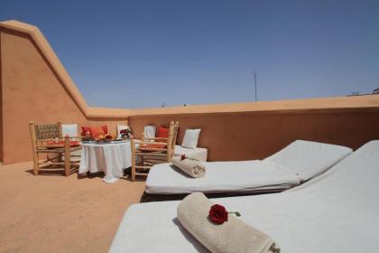 Dar Aicha Guest House - image 12