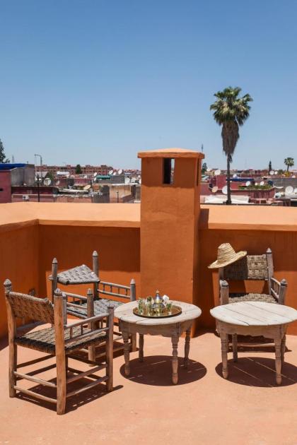 Dar Aicha Guest House - image 17