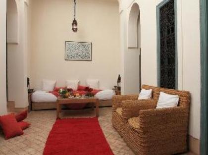 Dar Aicha Guest House - image 5