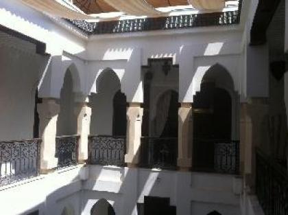 Dar Sohane Hotel - image 2