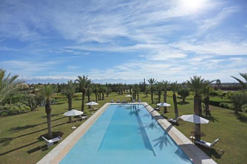 Adnaa - Modern Villa with 2 pools sauna hammam tennis court & home cinema - image 3