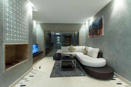 Prestigia 16 - image 6