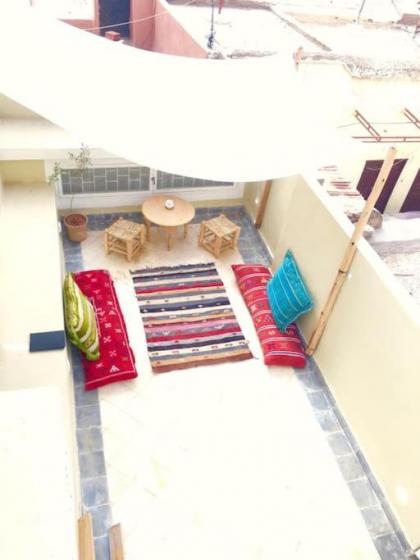 White Riad Apartment - image 13