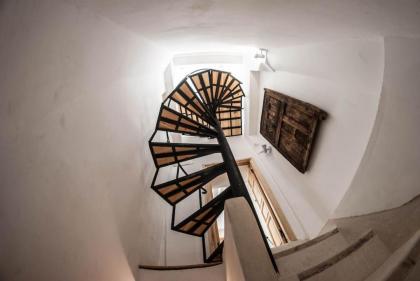 White Riad Apartment - image 14