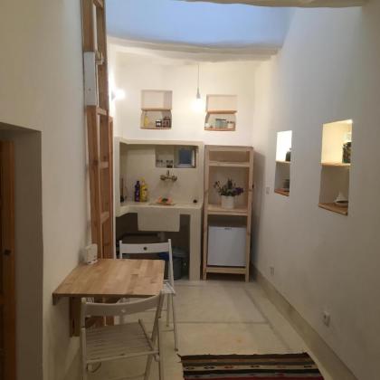 White Riad Apartment - image 18