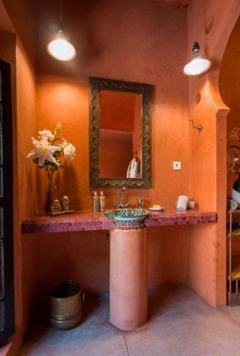 Riad Ines Home - image 2