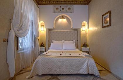 RIAD DREAMS - image 12