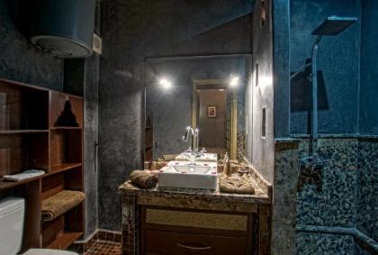 RIAD DREAMS - image 5