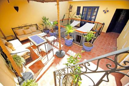 3 bedrooms house with city view terrace and wifi at Medina Marrakesh - image 1