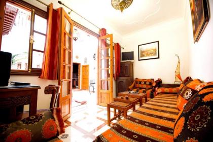 3 bedrooms house with city view terrace and wifi at Medina Marrakesh - image 11