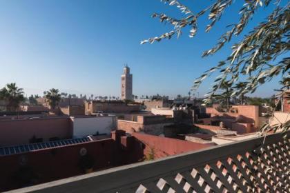 Riad Hissan - image 16