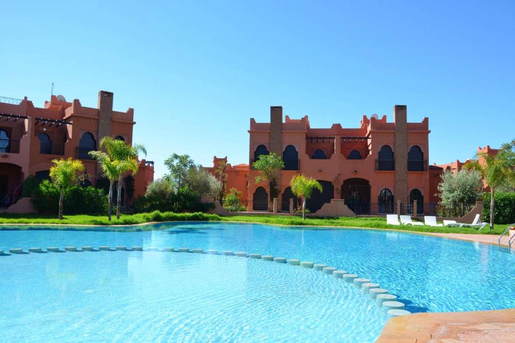 5 bedrooms villa with private pool enclosed garden and wifi at Marrakech Annakhil - image 7