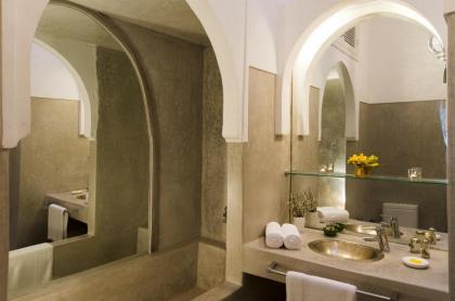 Riad Sapphire & Spa - image 2