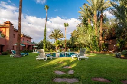 Double Bedroom in a Charming Villa in the Marrakech Palmeraie - image 7