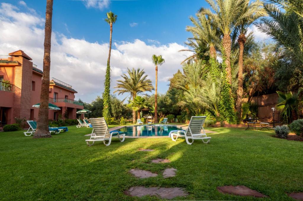 Double Bedroom in a Charming Villa in the Marrakech Palmeraie - image 7