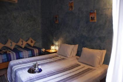 Riad Azenzer - Room Chefchaouen 3 pers - image 1