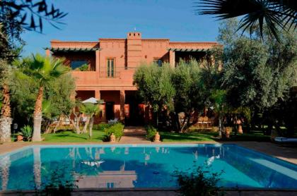 Moroccan sumptuousness 6 bedroom Riad - by feelluxuryholidays 