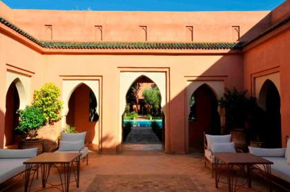 Moroccan sumptuousness 6 bedroom Riad - by feelluxuryholidays - image 15