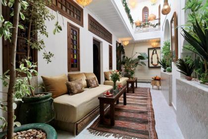 Riad Beata Bed & Breakfast - image 18