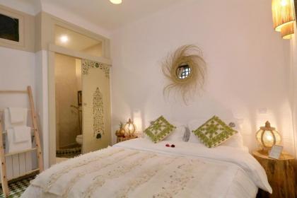 Riad Beata Bed & Breakfast - image 9