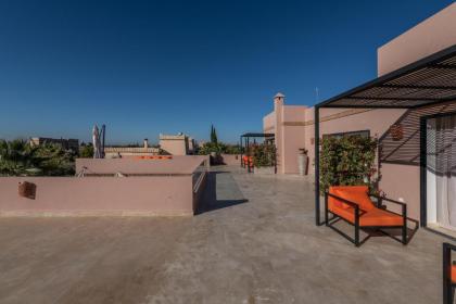 Les Iris - Peaceful villa with heated private pool & hammam - image 13