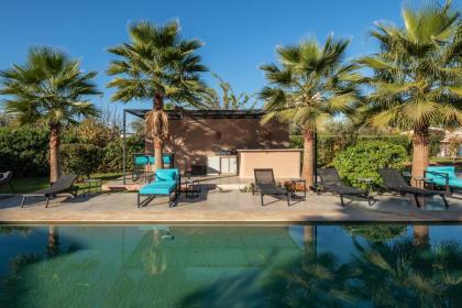 Les Iris - Peaceful villa with heated private pool & hammam - image 3