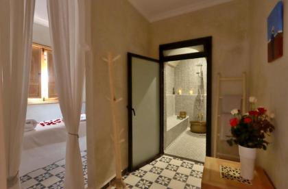 Riad Banatti - image 18