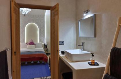 Riad Banatti - image 4