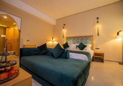 SUMAHAN SUITES & SPA - image 19