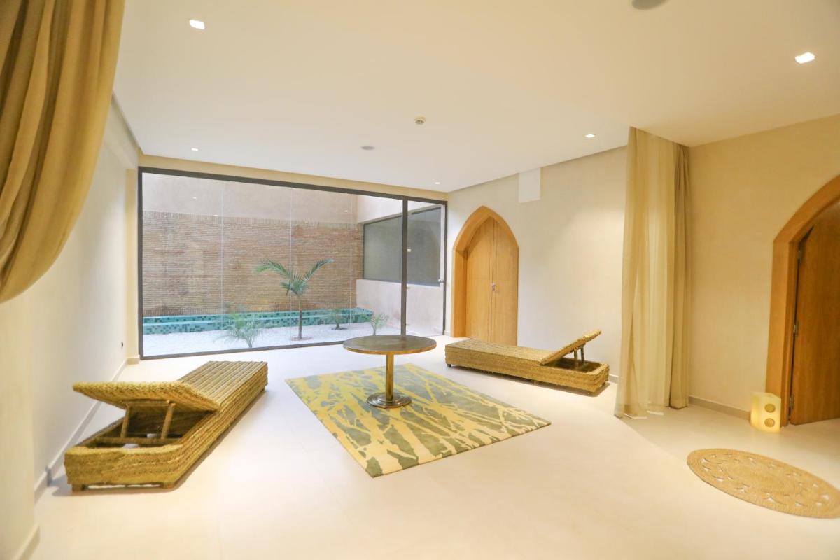 SUMAHAN SUITES & SPA - image 7