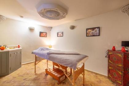 Riad Princesse Des Sables- Jaccuzzi& SPA-Breakfast - image 20